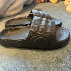 Brand new adidas originals slides size 7 in men’s